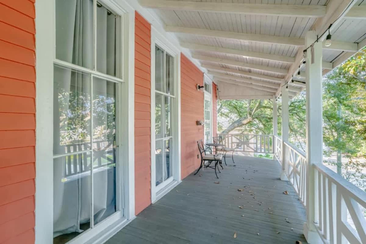 Pretty Peach Palace-Historic, Mins To Downtown Mobile Exteriér fotografie