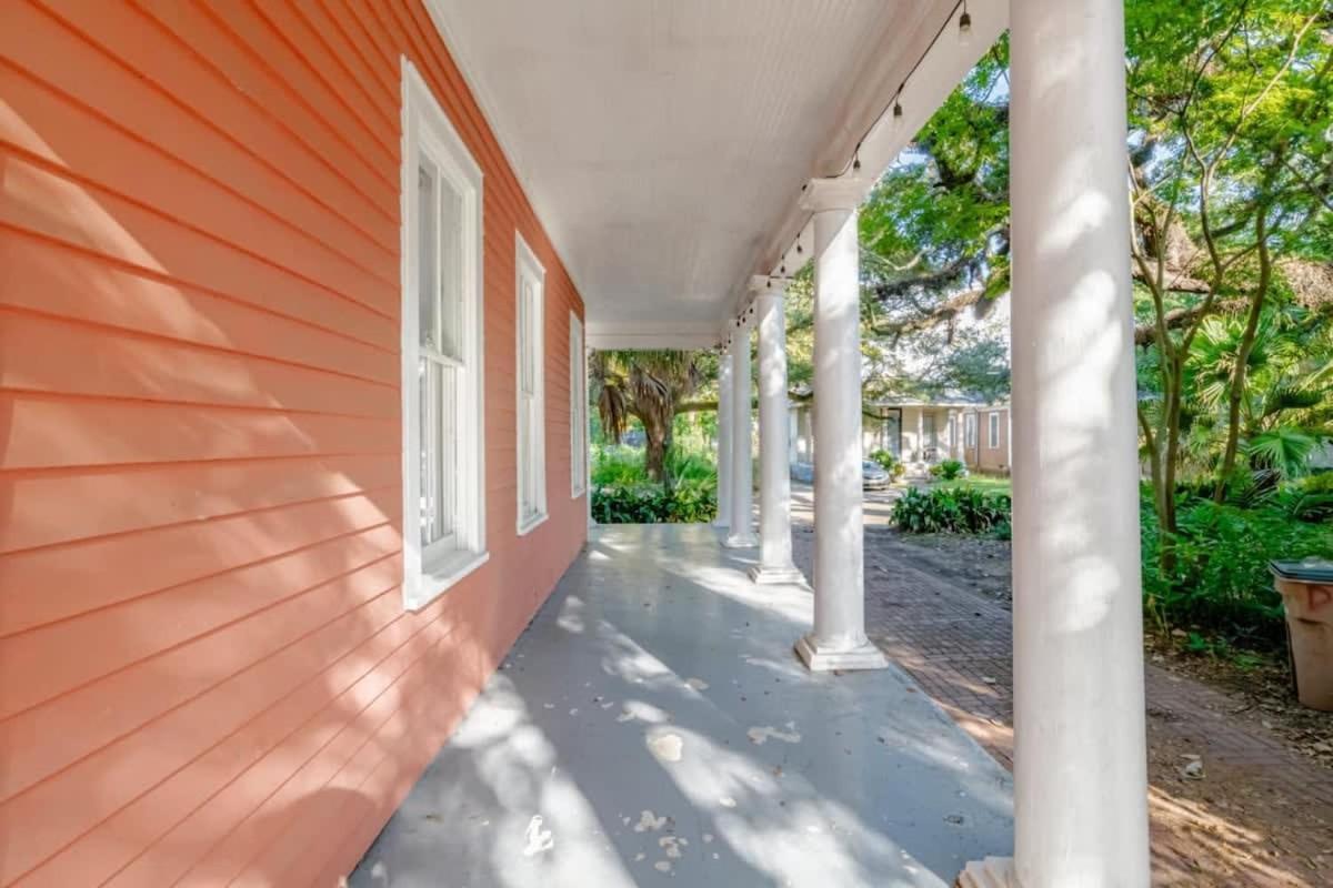Pretty Peach Palace-Historic, Mins To Downtown Mobile Exteriér fotografie