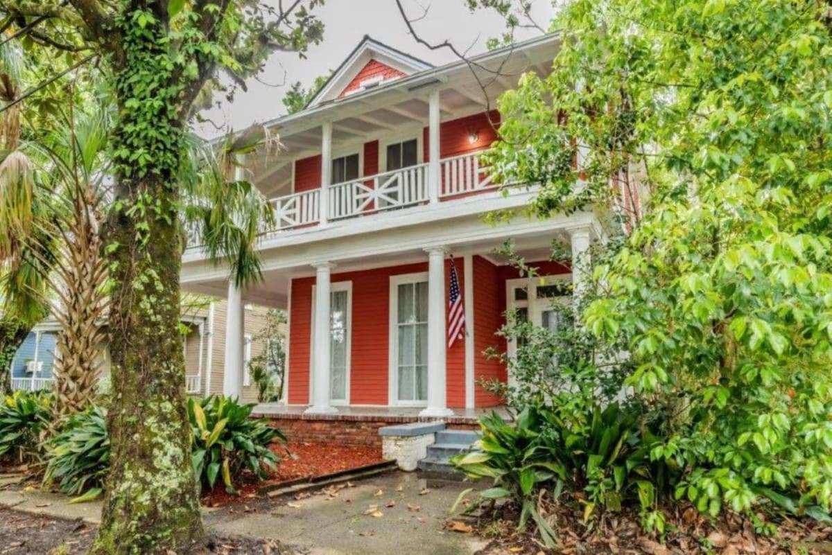 Pretty Peach Palace-Historic, Mins To Downtown Mobile Exteriér fotografie