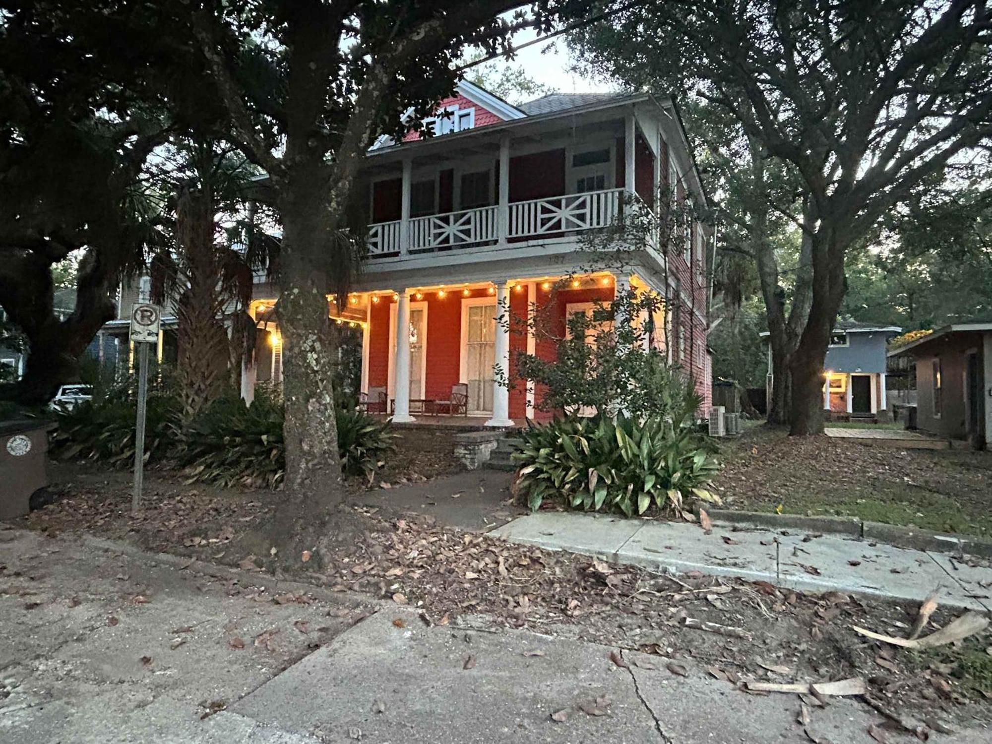 Pretty Peach Palace-Historic, Mins To Downtown Mobile Exteriér fotografie